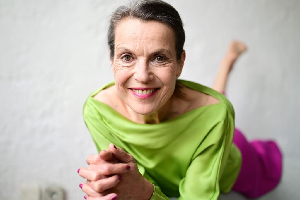 Caroline schreiber ehemann: Ali Samadi Ahadi, Tochter Roxana und Karriere caroline schreiber ehemann