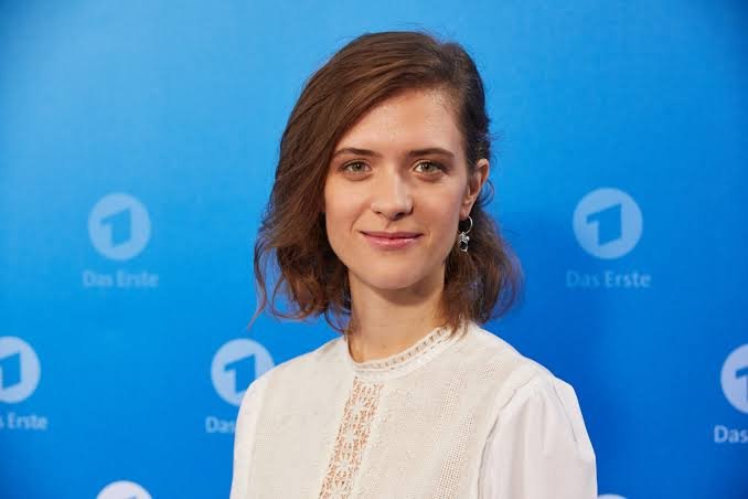 Liv Lisa Fries Krankheit: Was über ihren Ausfall bekannt ist liv lisa fries krankheit